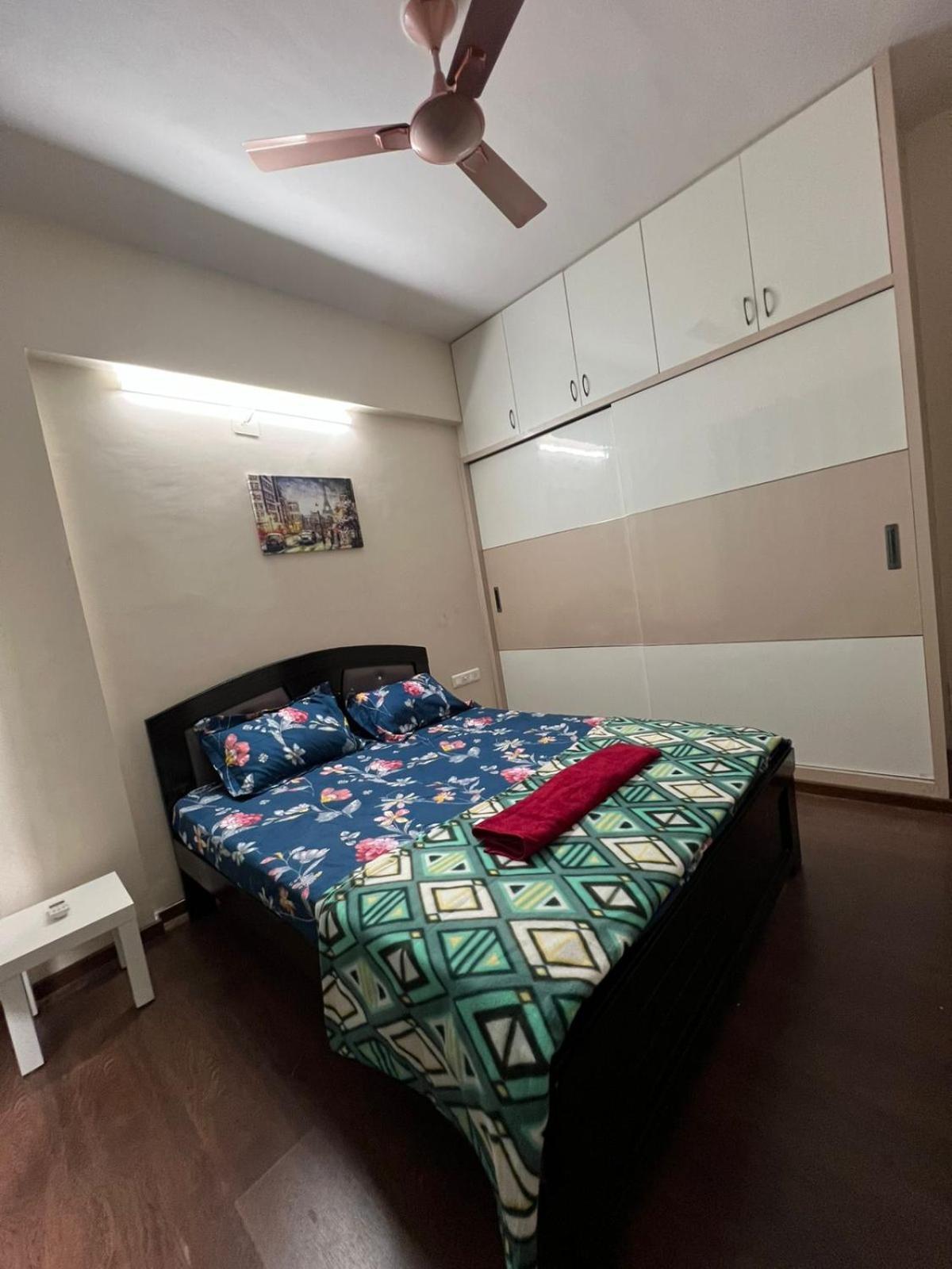 Service Apartment At Financial District Хайдарабад Экстерьер фото